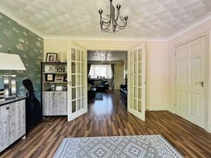 Photo 11- click for photo gallery